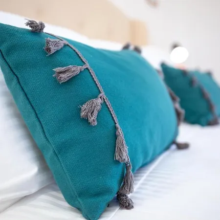 M & S - 4 Bedroom With Heated Pool Pastida