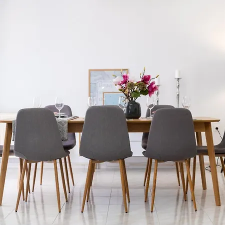 M & S - 4 Bedroom With Heated Pool Villa *