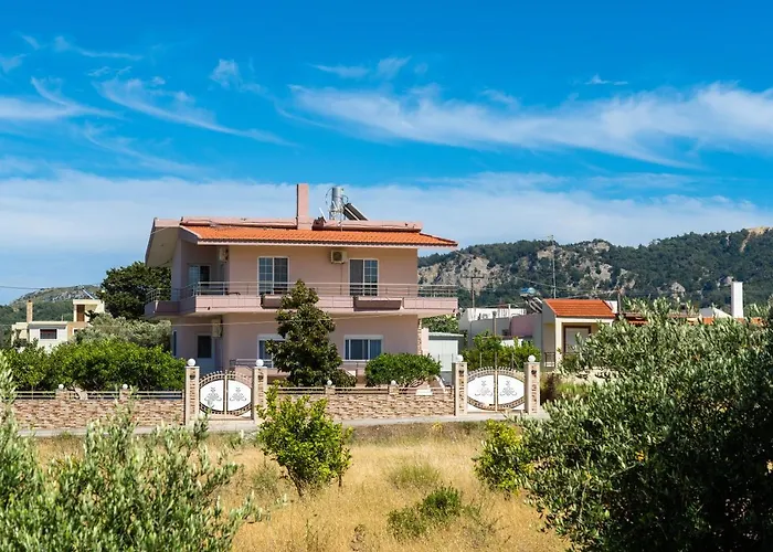 M & S - 4 Bedroom With Heated Pool Pastida