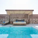 M & S - 4 Bedroom With Heated Pool * Pastida