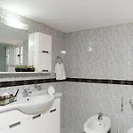 M & S - 4 Bedroom With Heated Pool * Pastida