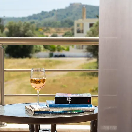 M & S - 4 Bedroom With Heated Pool וילה