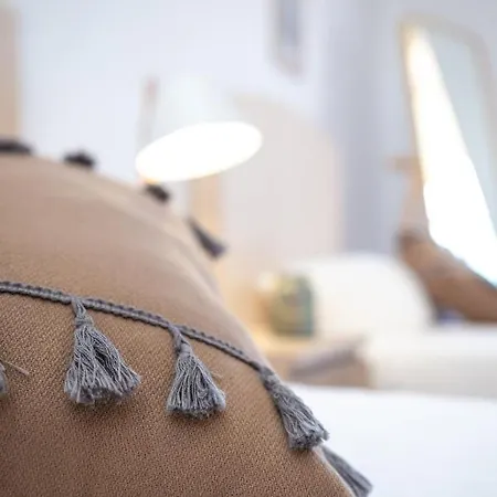 Villa M & S - 4 Bedroom With Heated Pool *